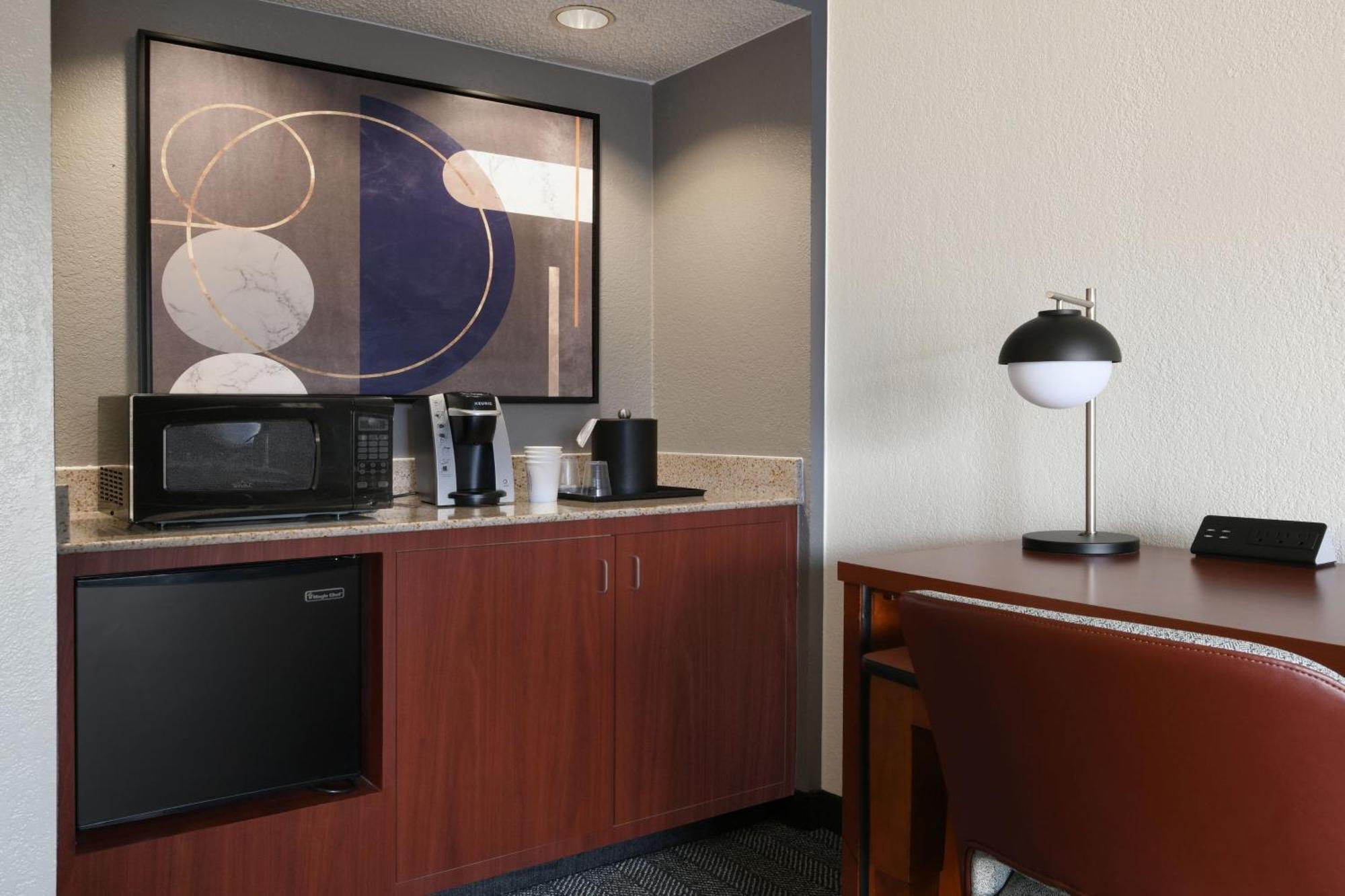 Courtyard Dallas Las Colinas Irving Esterno foto