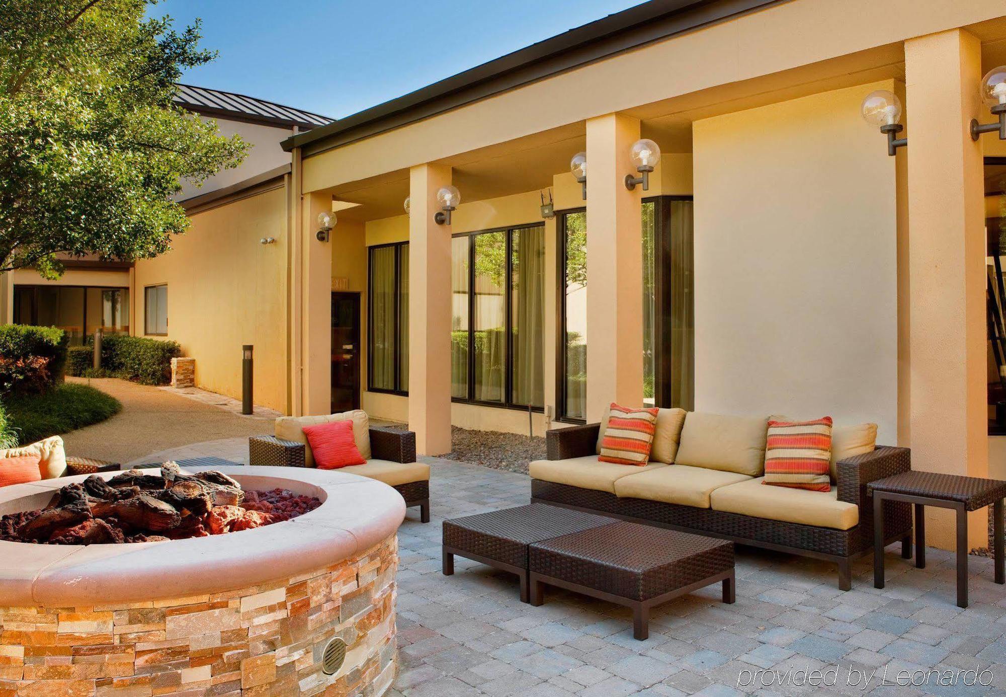 Courtyard Dallas Las Colinas Irving Esterno foto